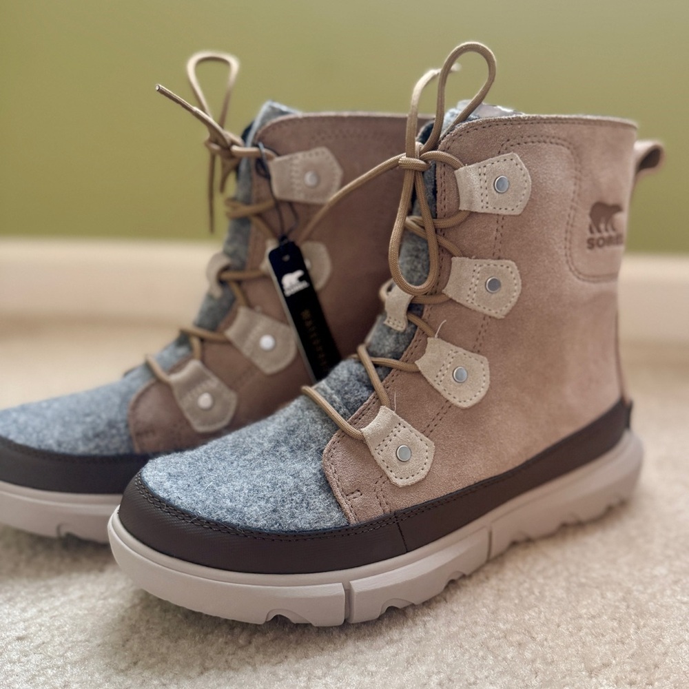 Sorel Explorer II Joan Boot New with tags